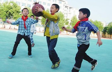 李心彤 李心彤